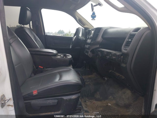RAM 3500 Tradesman 2019 3C63R3CL4KG569062 Image 5