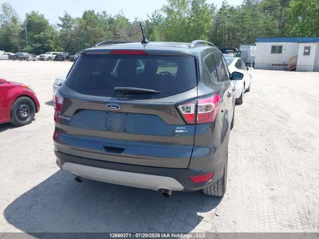 Продажа на аукционе авто 2018 Ford Escape, vin: 1FMCU9HD2JUB00457, номер лота: 12660371