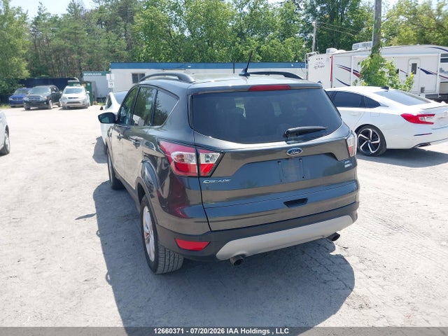 Продажа на аукционе авто 2018 Ford Escape, vin: 1FMCU9HD2JUB00457, номер лота: 12660371