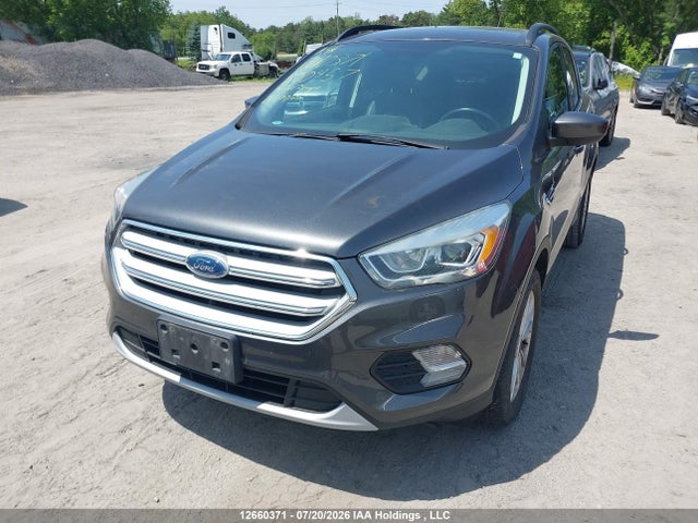 Продажа на аукционе авто 2018 Ford Escape, vin: 1FMCU9HD2JUB00457, номер лота: 12660371