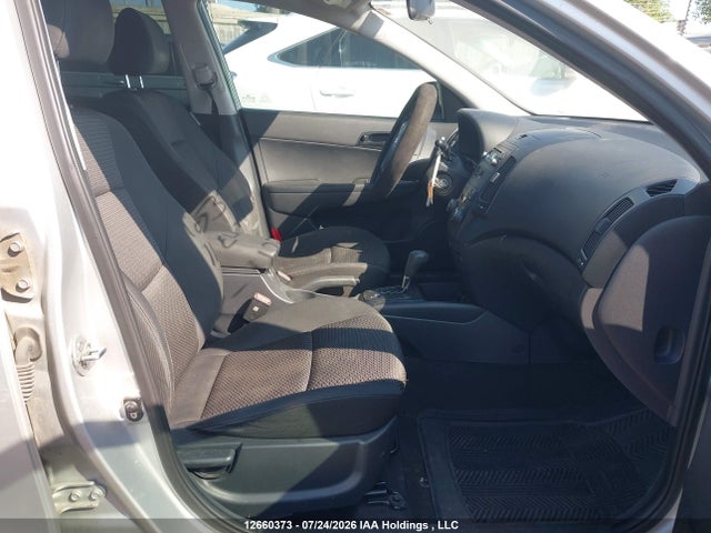 12660373 :رقم المزاد ، KMHDB8AE1BU112348 vin ، 2011 Hyundai Elantra Touring Gl مزاد بيع