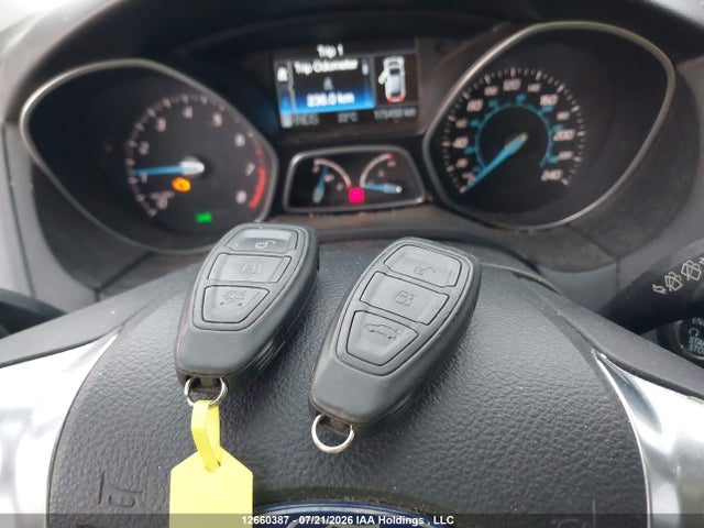 Продажа на аукционе авто 2012 Ford Focus Titanium, vin: 1FAHP3N29CL158808, номер лота: 12660387