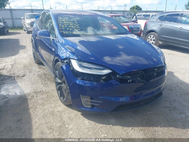 Tesla Model X 60d/70d/75d/90d/p100d 2016 5YJXCBE24GF027676 головне зображення