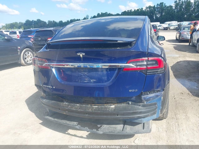 Tesla Model X 60d/70d/75d/90d/p100d 2016 5YJXCBE24GF027676 Image 17