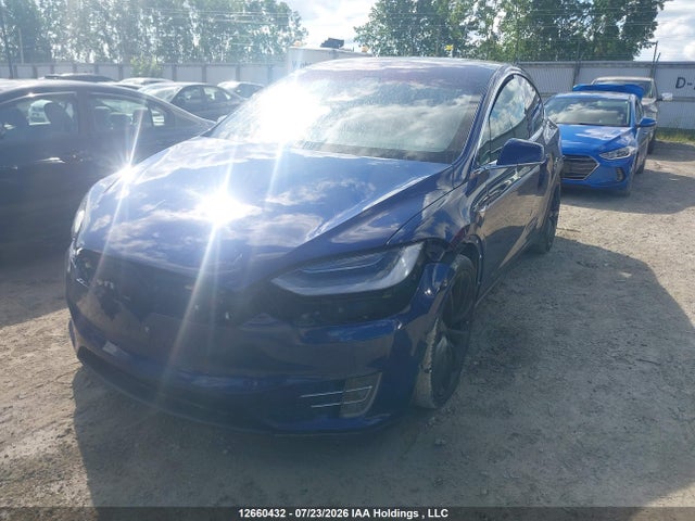 Tesla Model X 60d/70d/75d/90d/p100d 2016 5YJXCBE24GF027676 Image 2