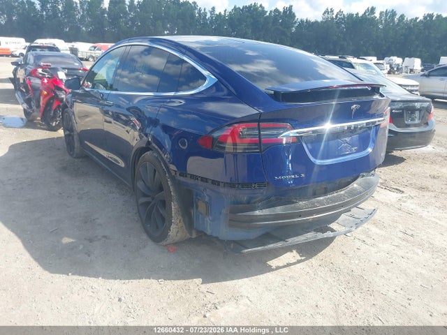 Tesla Model X 60d/70d/75d/90d/p100d 2016 5YJXCBE24GF027676 Image 3