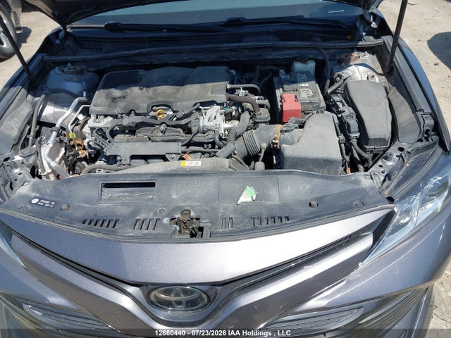 2018 Toyota Camry მანქანა იყიდება აუქციონზე, vin: 4T1B11HK1JU005036, აუქციონის ნომერი: 12660440