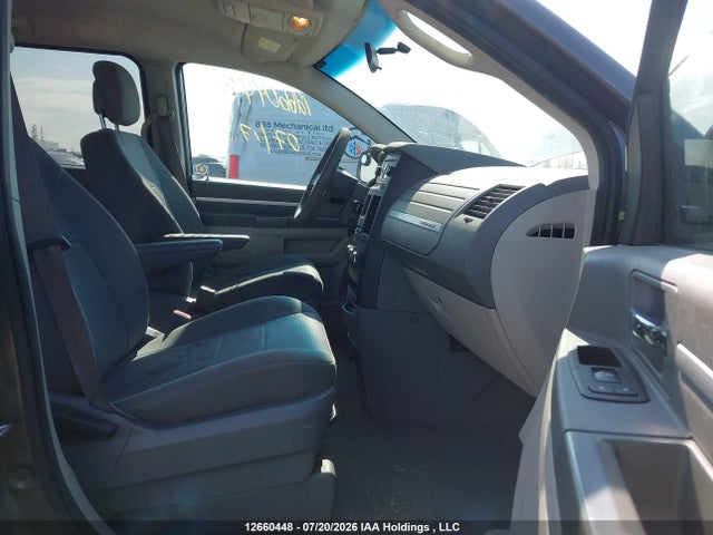 Auction sale of the 2010 Dodge Grand Caravan Se, vin: 2D4RN4DE8AR452262, lot number: 12660448