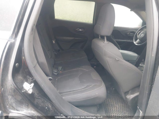 Jeep Cherokee Latitude 2015 1C4PJMCS0FW741285 Image 8
