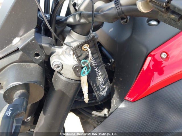 12660484 :رقم المزاد ، JYARM06N9FA001113 vin ، 2015 Yamaha Fz07 مزاد بيع