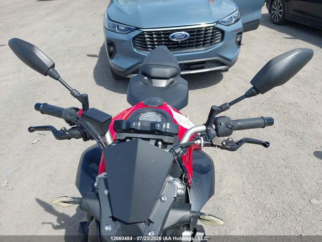 12660484 :رقم المزاد ، JYARM06N9FA001113 vin ، 2015 Yamaha Fz07 مزاد بيع