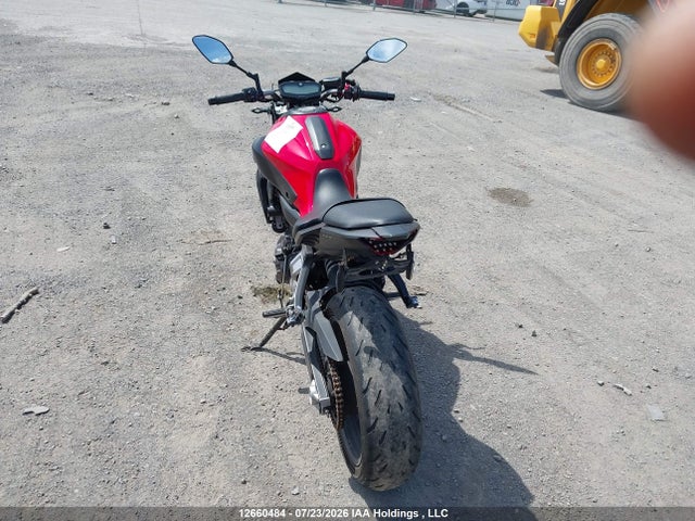 12660484 :رقم المزاد ، JYARM06N9FA001113 vin ، 2015 Yamaha Fz07 مزاد بيع