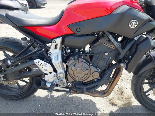 12660484 :رقم المزاد ، JYARM06N9FA001113 vin ، 2015 Yamaha Fz07 مزاد بيع