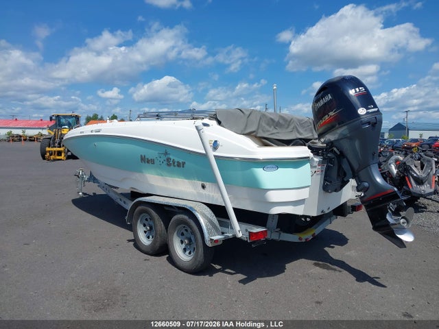 12660509 :رقم المزاد ، 47GAK2221NB005001 vin ، 2022 Boat Boat مزاد بيع