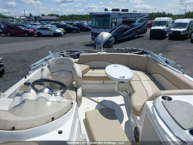 12660509 :رقم المزاد ، 47GAK2221NB005001 vin ، 2022 Boat Boat مزاد بيع