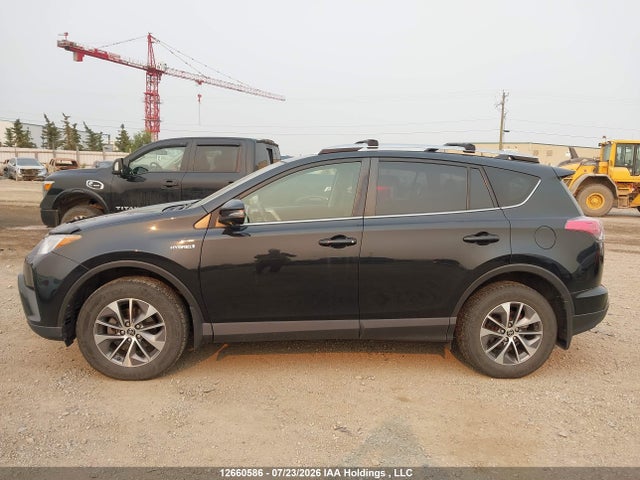 2018 Toyota Rav4 Hybrid Le+ მანქანა იყიდება აუქციონზე, vin: JTMRJREV8JD159551, აუქციონის ნომერი: 12660586