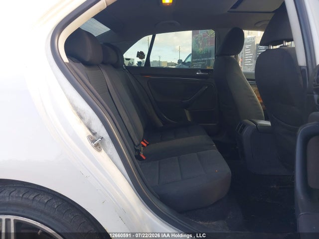 12660591 :رقم المزاد ، 3VWJX7AJ1AM096507 vin ، 2010 Volkswagen Jetta S مزاد بيع