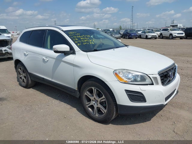 Продажа на аукционе авто 2012 Volvo Xc60 T6 R-design/t6 R-design Platinum/t6 R-design Premier Plus, vin: YV4902DZ8C2332527, номер лота: 12660598