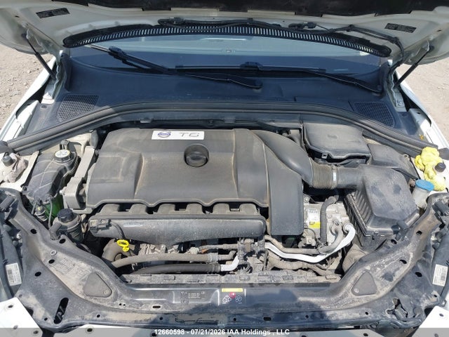 Продажа на аукционе авто 2012 Volvo Xc60 T6 R-design/t6 R-design Platinum/t6 R-design Premier Plus, vin: YV4902DZ8C2332527, номер лота: 12660598