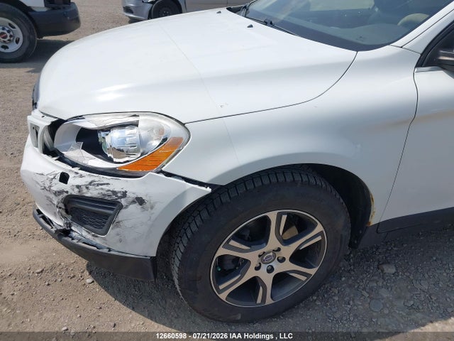 Продажа на аукционе авто 2012 Volvo Xc60 T6 R-design/t6 R-design Platinum/t6 R-design Premier Plus, vin: YV4902DZ8C2332527, номер лота: 12660598