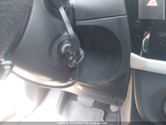 12660610 :رقم المزاد ، 2T1BURHE2FC327791 vin ، 2015 Toyota Corolla L/le/le Pls/prm/s/s Pls مزاد بيع