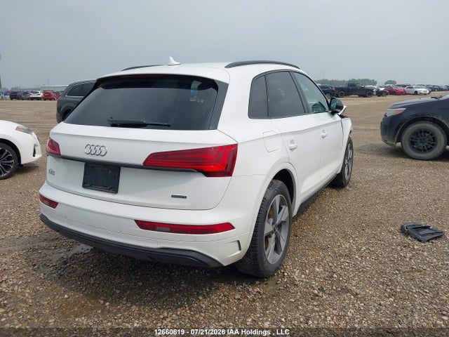 WA1ABAFY4P2101875 Audi Q5 Premium 40
