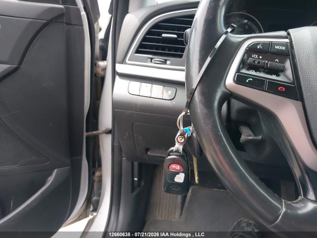 2018 Hyundai Elantra მანქანა იყიდება აუქციონზე, vin: KMHD84LF3JU593800, აუქციონის ნომერი: 12660638