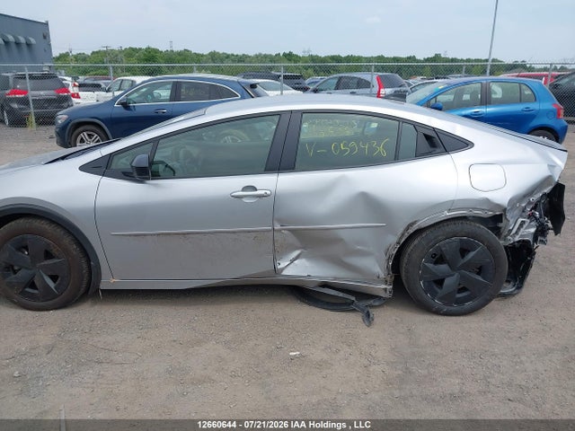 JTDACACU7T3059436 Toyota Prius Plug-in Hybrid Se