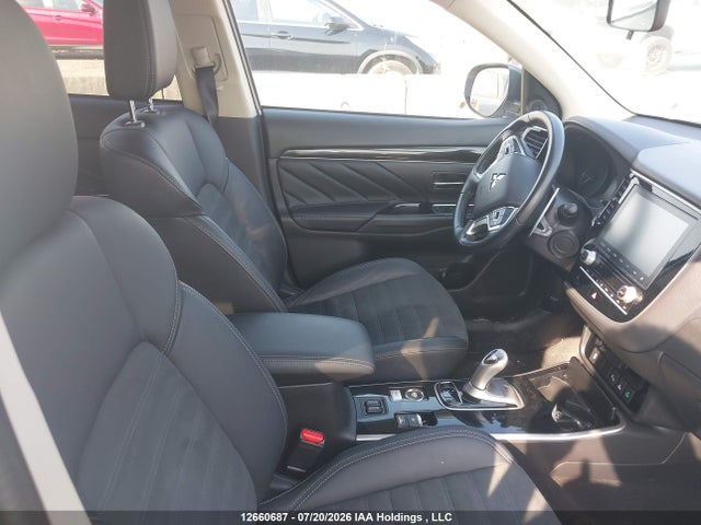 2020 Mitsubishi Outlander Sel/gt/fe მანქანა იყიდება აუქციონზე, vin: JA4J24A51LZ606790, აუქციონის ნომერი: 12660687