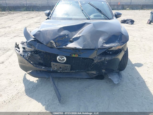 JM1BPAMM9L1168614 Mazda 3 Preferred