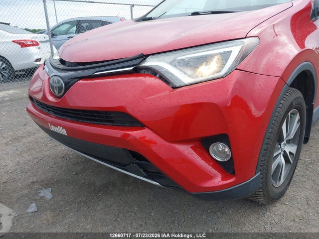 12660717 :رقم المزاد ، 2T3WFREV3HW404497 vin ، 2017 Toyota Rav4 Xle مزاد بيع