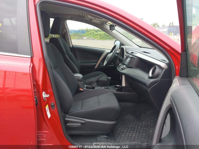 12660717 :رقم المزاد ، 2T3WFREV3HW404497 vin ، 2017 Toyota Rav4 Xle مزاد بيع