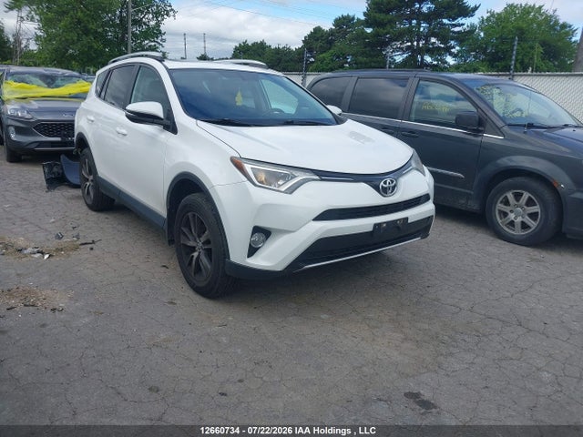 Toyota Rav4 Xle 2016 2T3RFREV2GW417186 Image 1