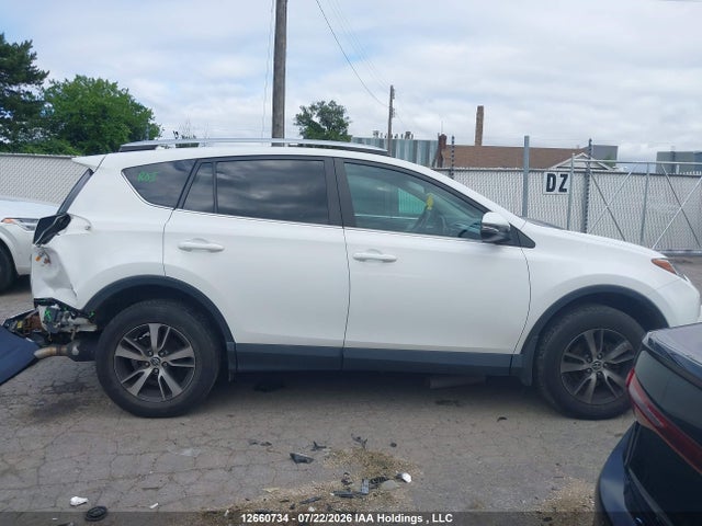 Toyota Rav4 Xle 2016 2T3RFREV2GW417186 Image 14