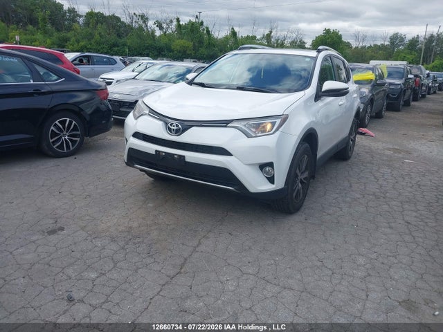 Toyota Rav4 Xle 2016 2T3RFREV2GW417186 Image 2
