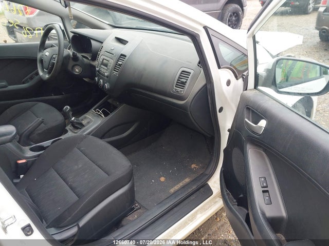 12660740 :رقم المزاد ، KNAFK4A66F5333228 vin ، 2015 Kia Forte 1.8l Lx/1.8l Lx+/lx+ Winter Edition مزاد بيع
