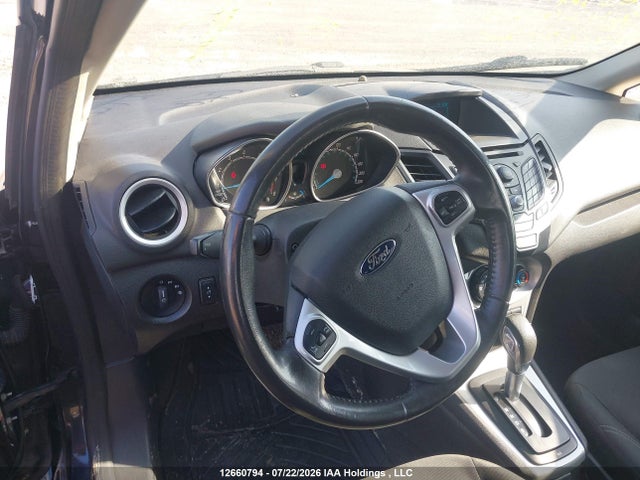 2014 Ford Fiesta მანქანა იყიდება აუქციონზე, vin: 3FADP4EJ3EM242443, აუქციონის ნომერი: 12660794