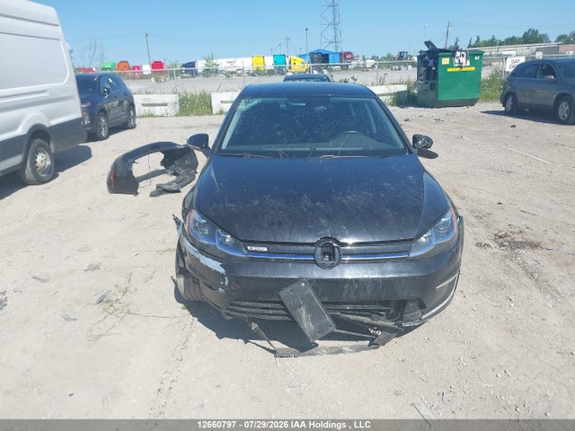 2017 Volkswagen E-golf Sel Premium მანქანა იყიდება აუქციონზე, vin: WVWPR7AU1HW952531, აუქციონის ნომერი: 12660797