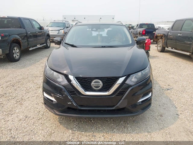 JN1BJ1CW7LW373911 Nissan Qashqai S/sl/sv
