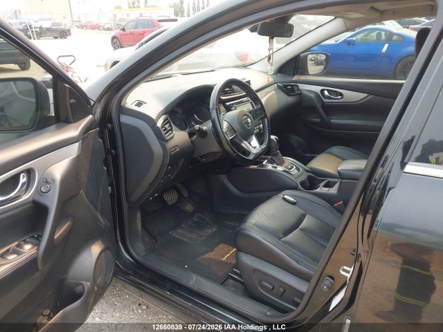 JN1BJ1CW7LW373911 Nissan Qashqai S/sl/sv