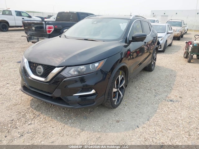 JN1BJ1CW7LW373911 Nissan Qashqai S/sl/sv