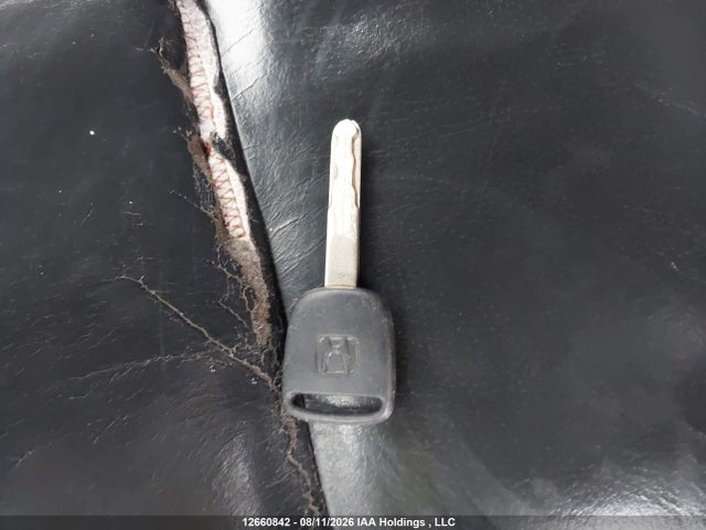 12660842 :رقم المزاد ، JHLRD78932C810749 vin ، 2002 Honda Cr-v Ex مزاد بيع