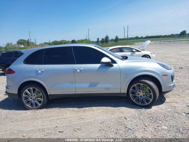 Porsche Cayenne E-hybrid S/s Platinum Edition 2017 WP1AE2A26HLA71827 Image 13