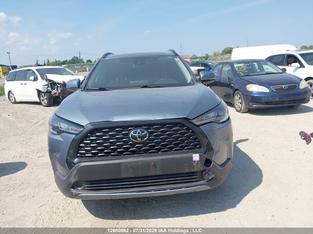 2022 Toyota Corolla Cross Le მანქანა იყიდება აუქციონზე, vin: 7MUBAABG8NV035630, აუქციონის ნომერი: 12660862