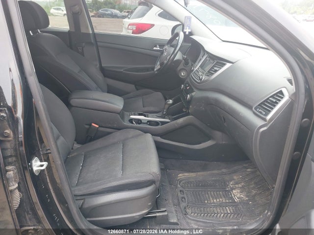 Продажа на аукционе авто 2016 Hyundai Tucson Premium, vin: KM8J33A47GU109052, номер лота: 12660871