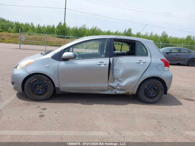 2011 Toyota Yaris Le მანქანა იყიდება აუქციონზე, vin: JTDKT4K3XB5336372, აუქციონის ნომერი: 12660875
