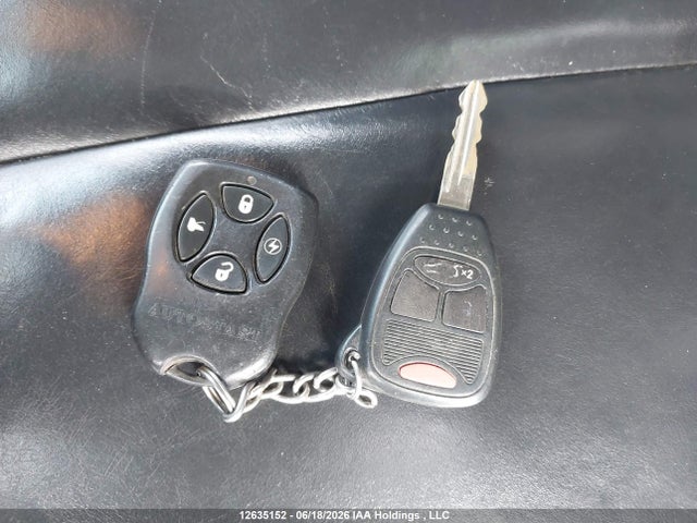2005 Chrysler Pacifica Touring მანქანა იყიდება აუქციონზე, vin: 2C4GM68485R539282, აუქციონის ნომერი: 12635152