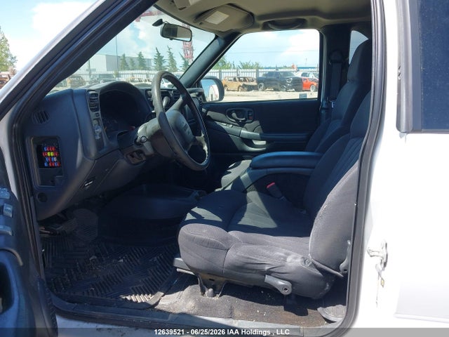 Продажа на аукционе авто 2005 Gmc Jimmy, vin: 1GKCT18X45K122193, номер лота: 12639521