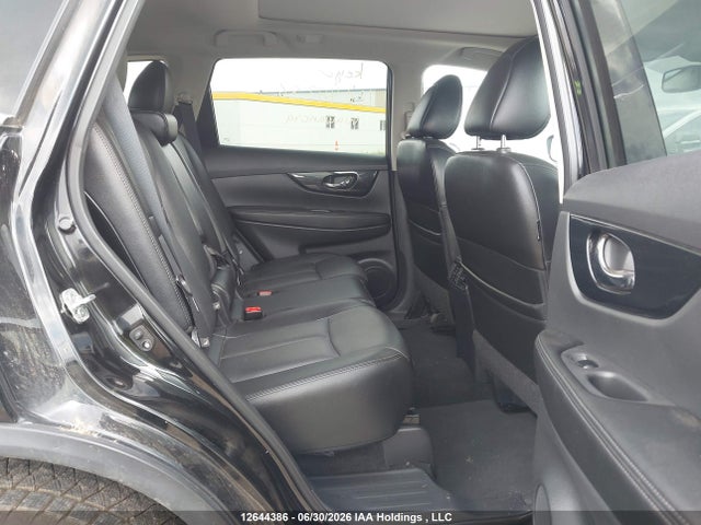 12644386 :رقم المزاد ، 5N1AT2MV3HC853849 vin ، 2017 Nissan Rogue S/sl Platinum/sv مزاد بيع