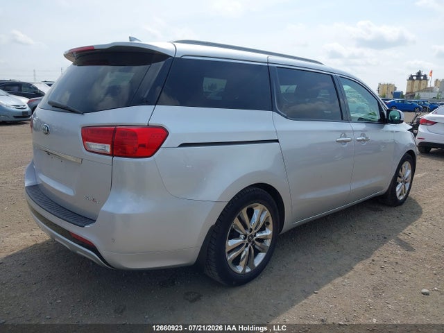 12660923 :رقم المزاد ، KNDME5C12F6075504 vin ، 2015 Kia Sedona Sxl مزاد بيع